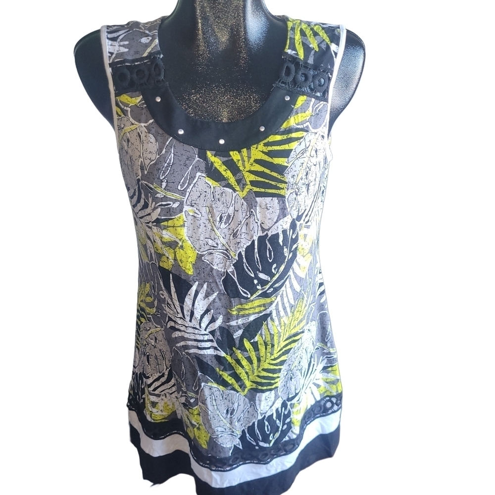 Ile Moorea Tropical Leaf Print Swimsuit Coverup Size M